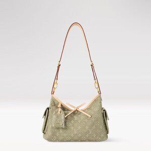 Classic Louis Vuitton Bag: A Stylish and Versatile Choice for Elegance